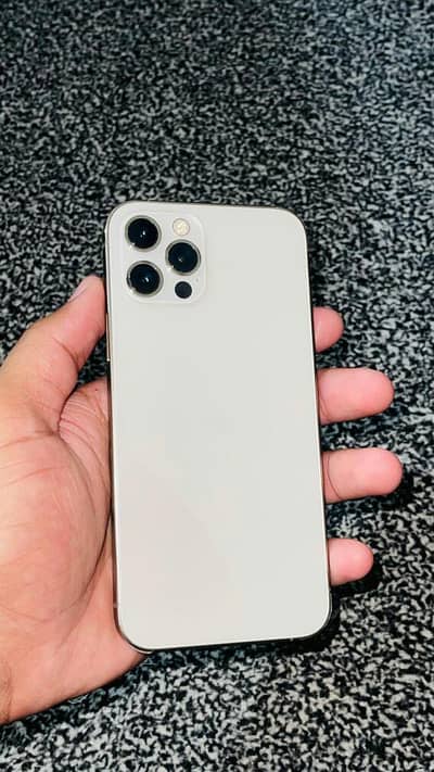 Apple iPhone 12 Pro
