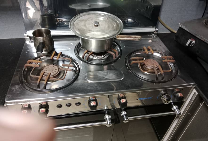 Weltron cooking range 3