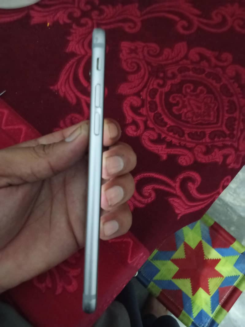 Apple iPhone 6 2