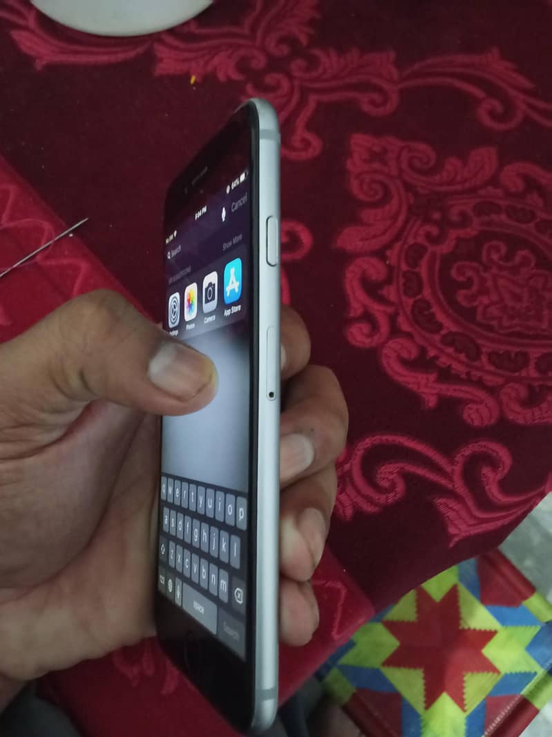 Apple iPhone 6 3