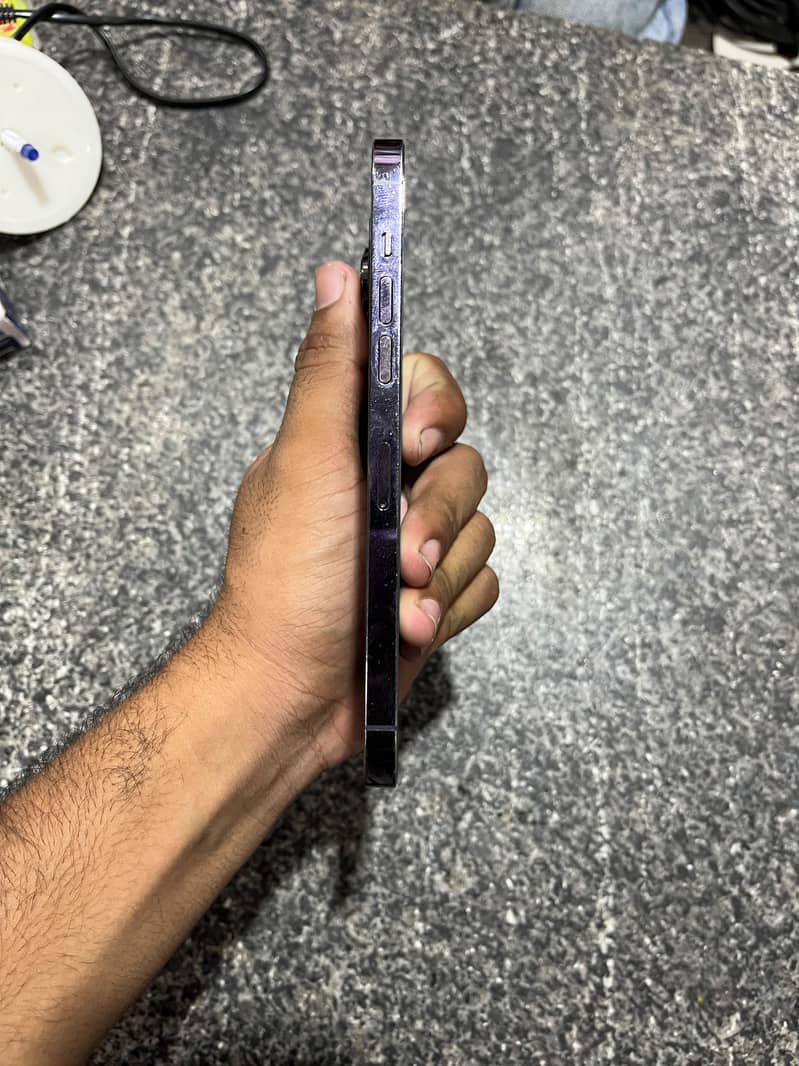 Apple iPhone 14 Pro Max 3