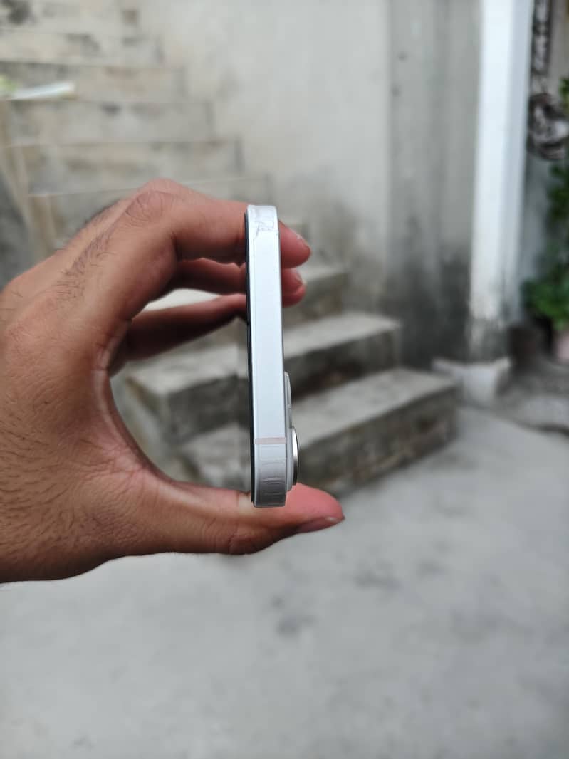 Apple iPhone 14 plus 5