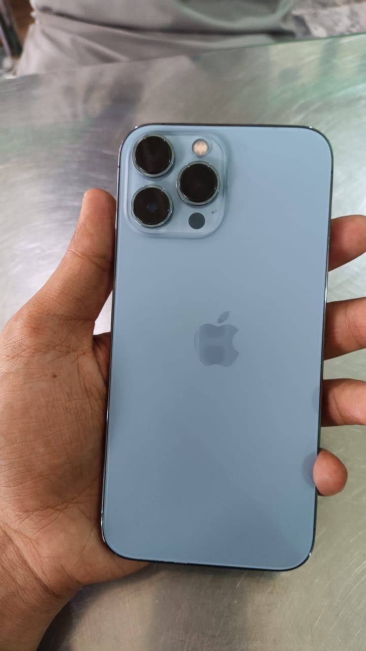 IPhone 13 Pro Max 0