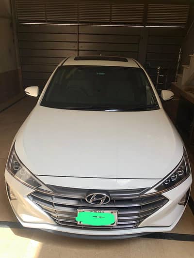 Hyundai Elantra 2022