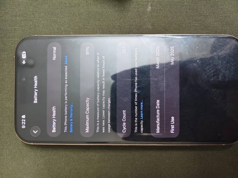 Apple iPhone 16 Pro Max 4