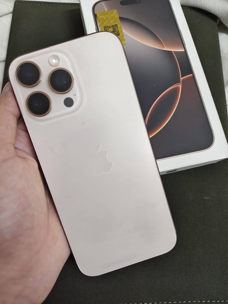 Apple iPhone 16 Pro Max 6