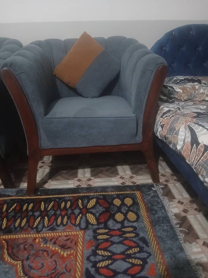 sofa chair 0