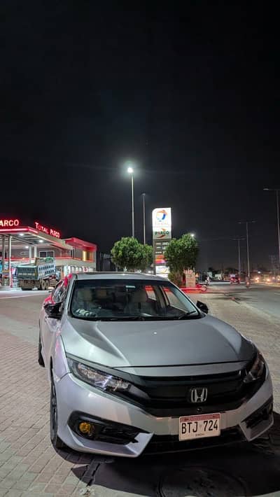 Honda Civic 2021(lunar silver)