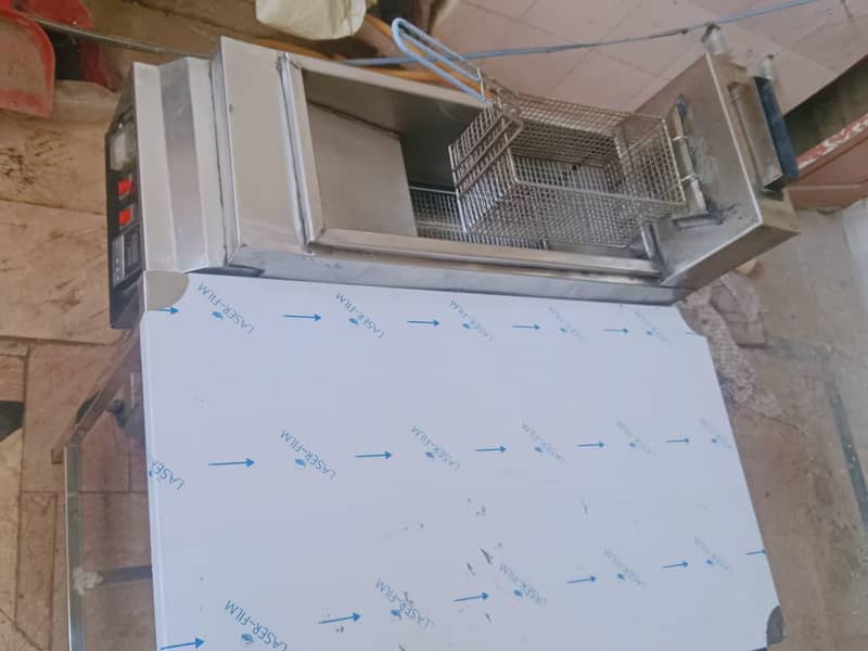 fryer 10/8 condition 1