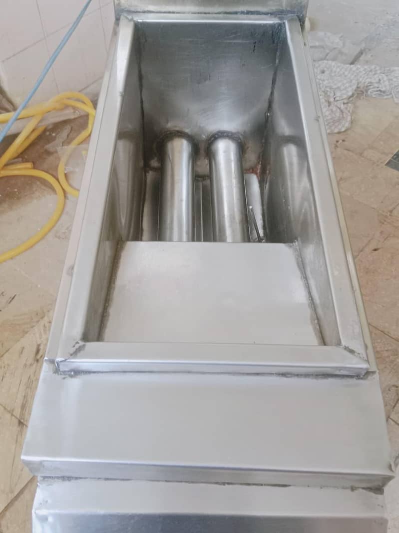 fryer 10/8 condition 3