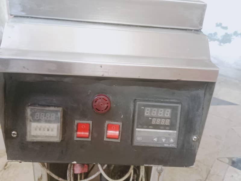 fryer 10/8 condition 10