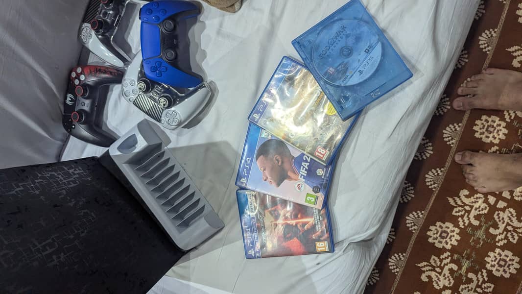 PS5 (FAT) 3