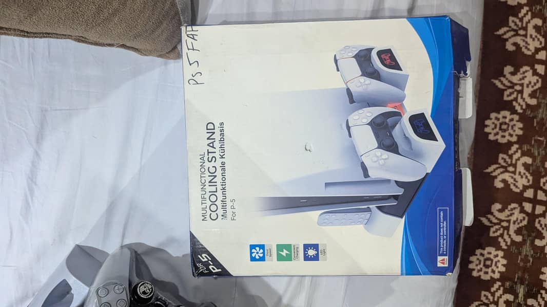 PS5 (FAT) 4