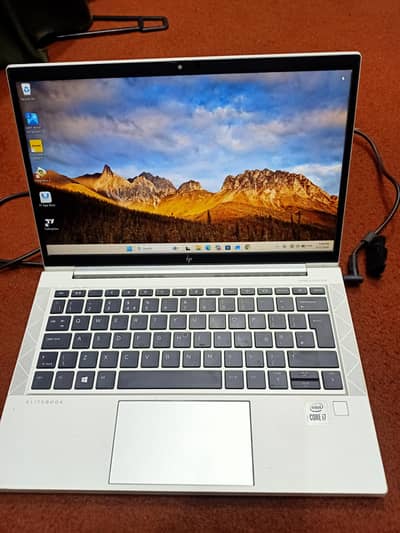 HP elite book core i7 10 generation lush condition