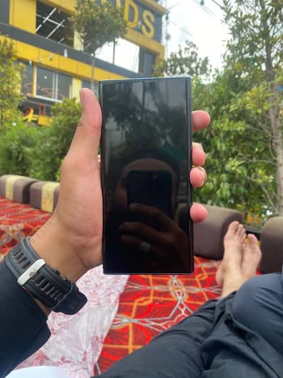 Samsung Mobile S22 Ultra(exchange possible)