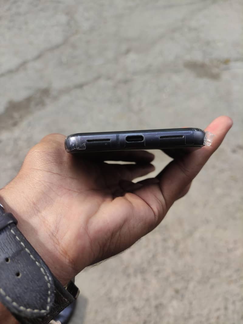 Google Pixel 8 3