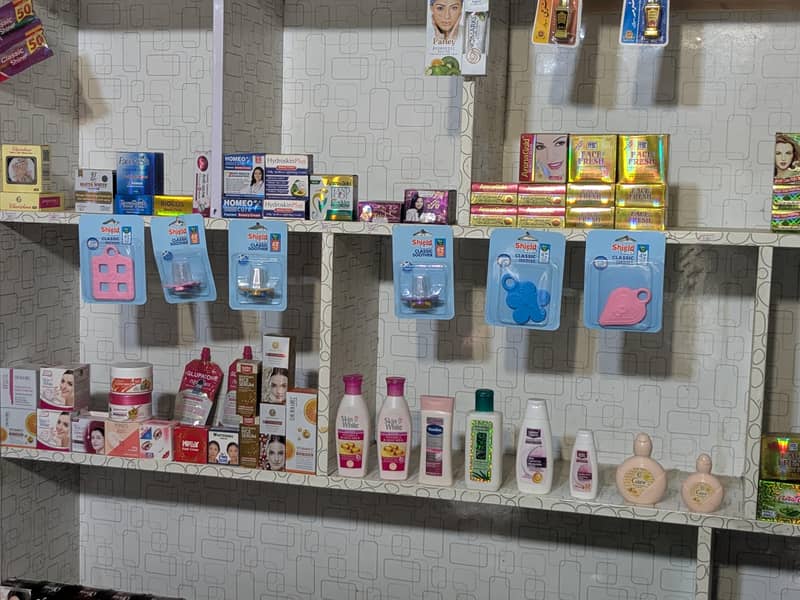 cosmetics shop 5