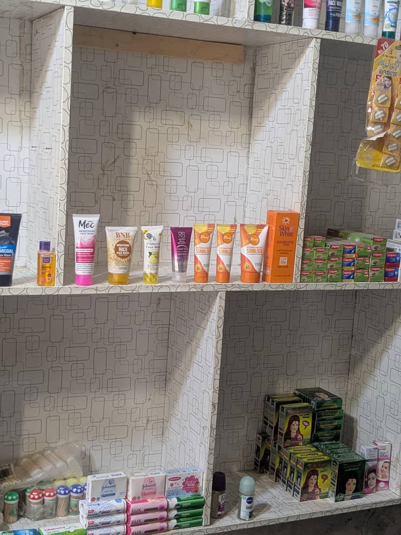 cosmetics shop 10