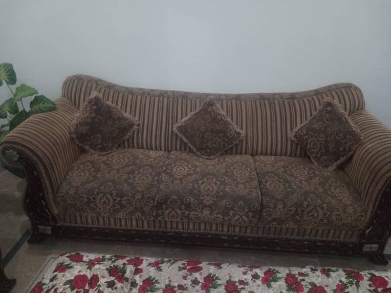 7 seater sofa 0