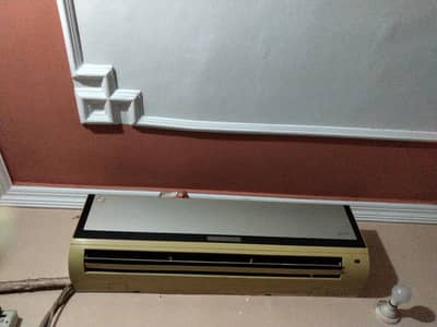 A 2.5 ton Dawlance AC for sale