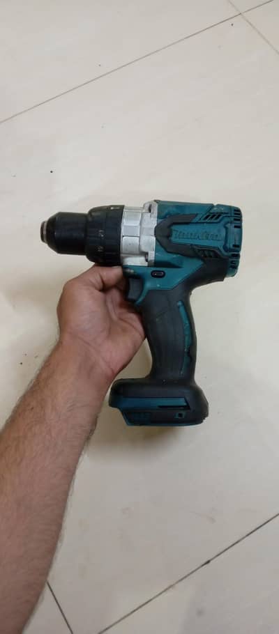 Makita 18v brushless SB ok hy no battery no charger SB k rate alag hy