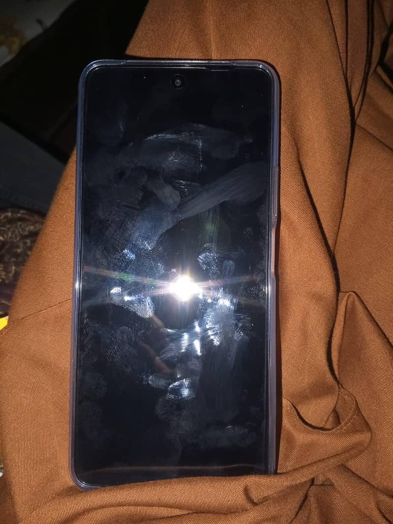 Realme C71 4