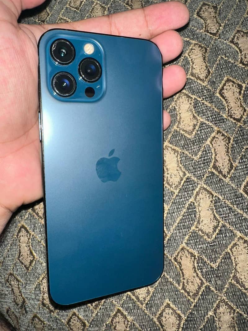 Apple iPhone 12 Pro Max 1
