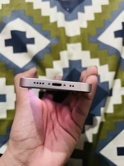 Apple iPhone 13 mini