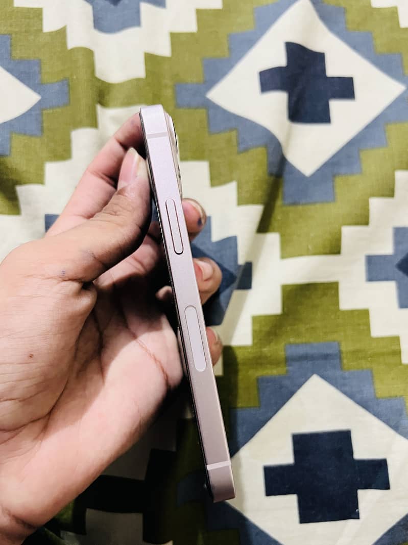 Apple iPhone 13 mini 3