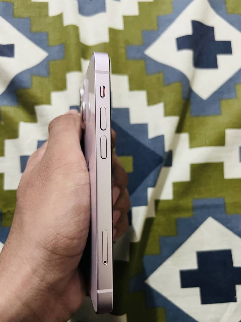 Apple iPhone 13 mini 7