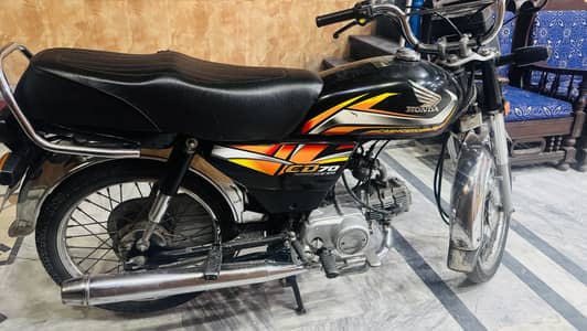 Urgent Bike for sale in 10/10 Condition only serious buyer contact me