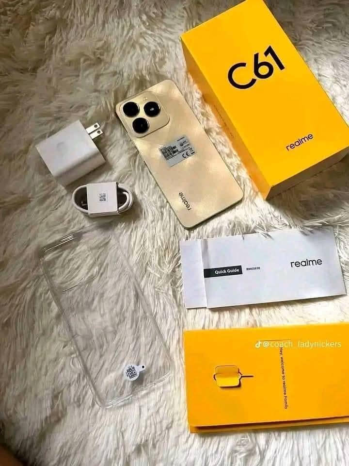 Realme C61 0