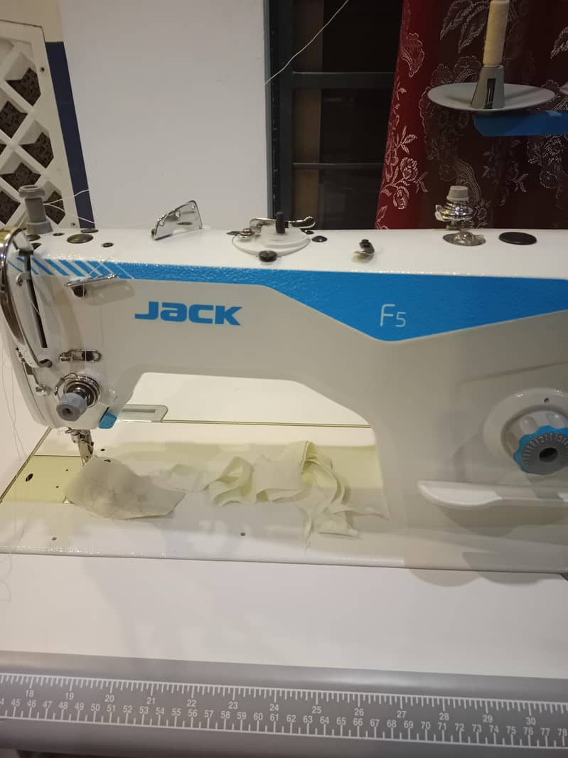 New sewing machine 0