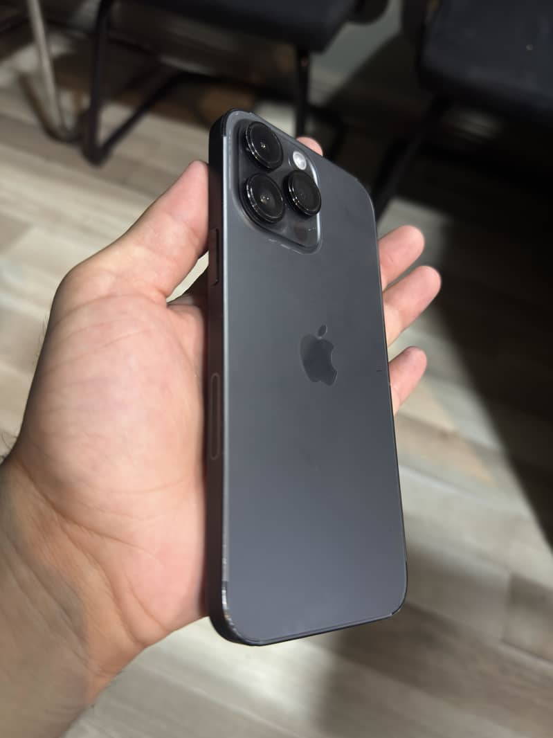 Apple iPhone 14 Pro Max 5