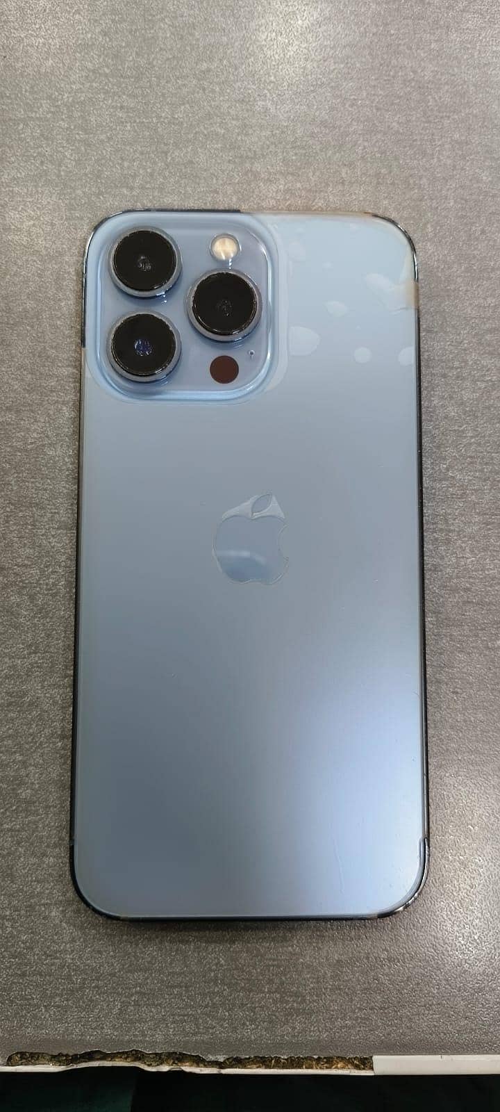 Apple iPhone 13 Pro 0