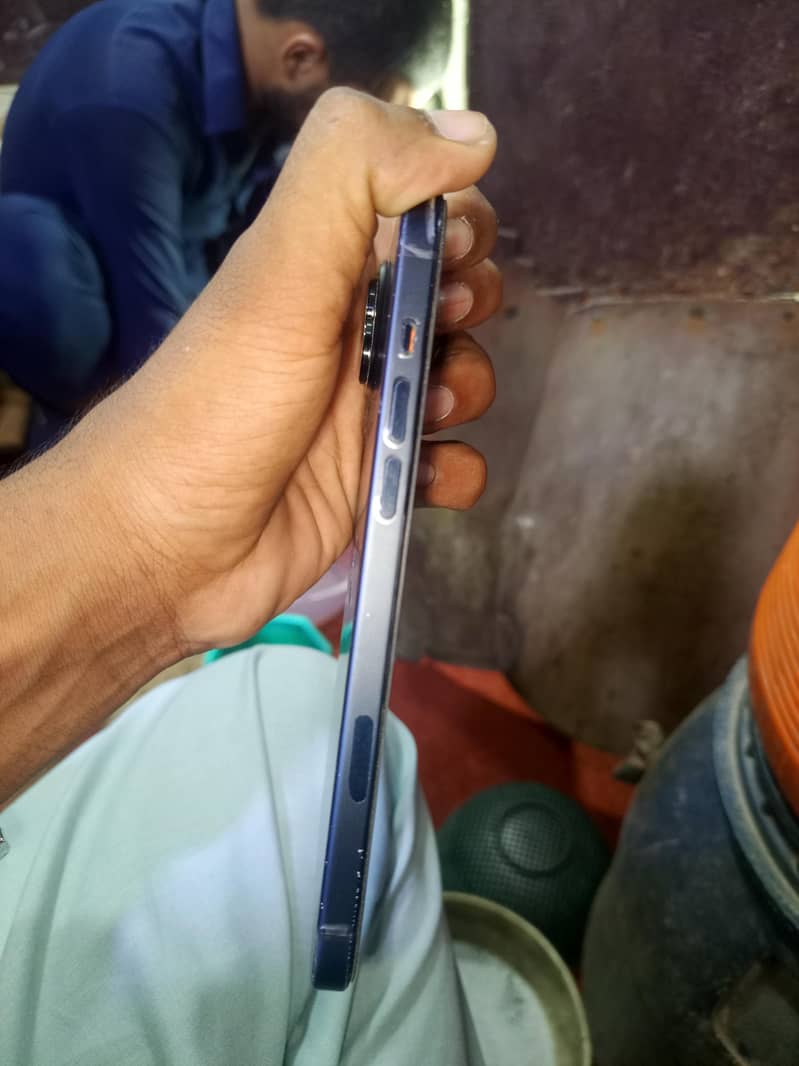 Apple iPhone 15 plus 1