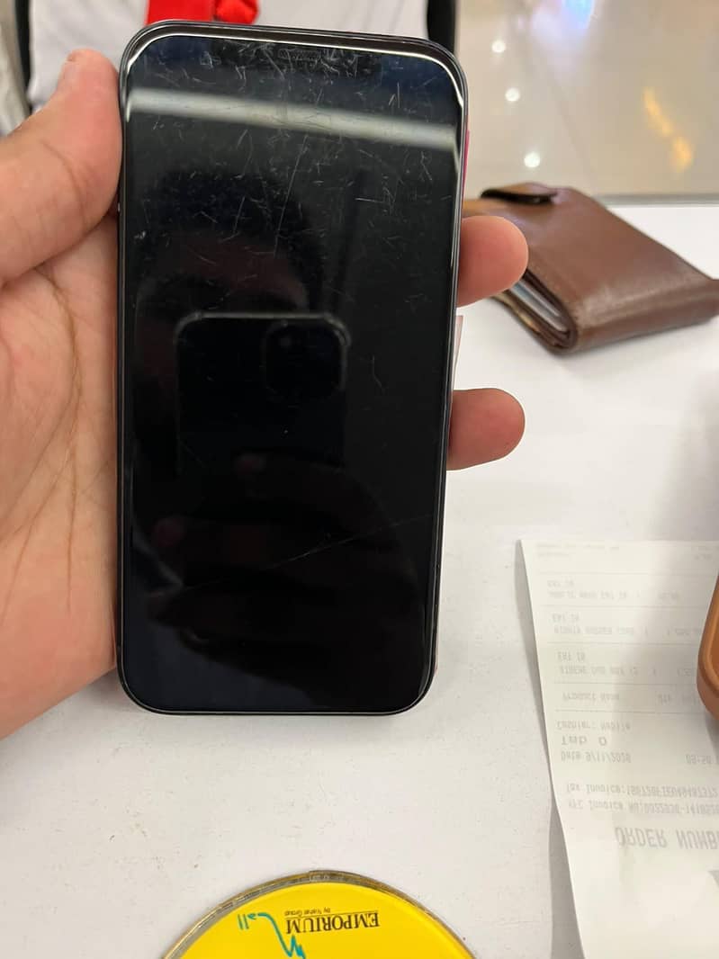 Apple iPhone 12 1