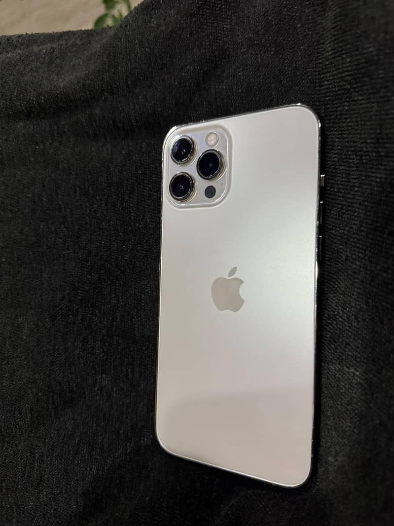 Apple iPhone 12 Pro Max 0