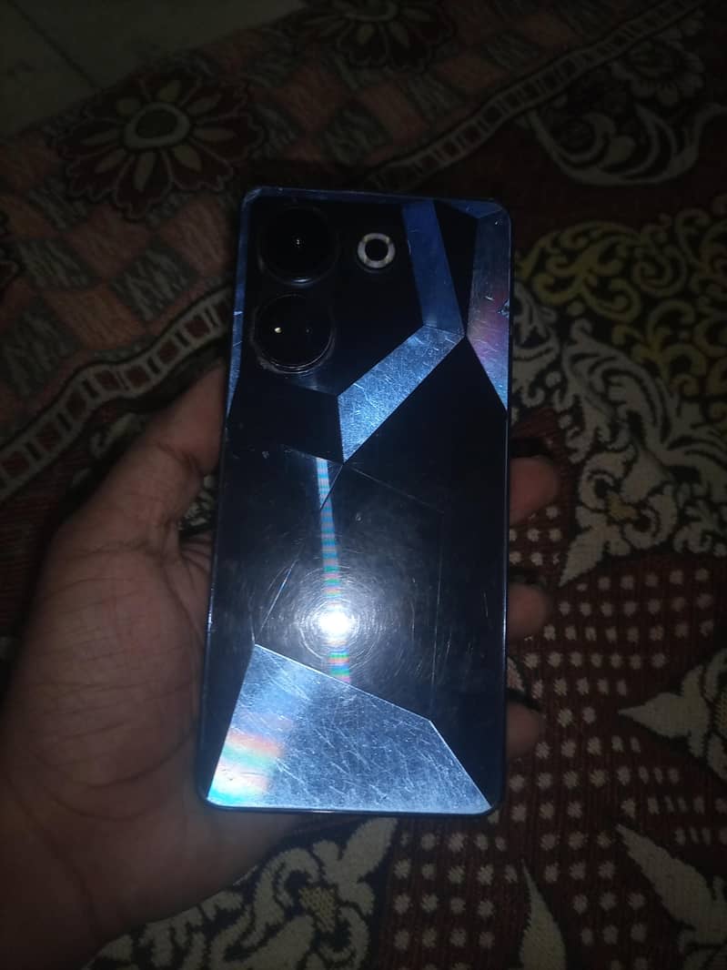 Tecno CAMON 20 Pro 4