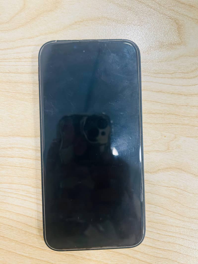 Apple iPhone 13 4