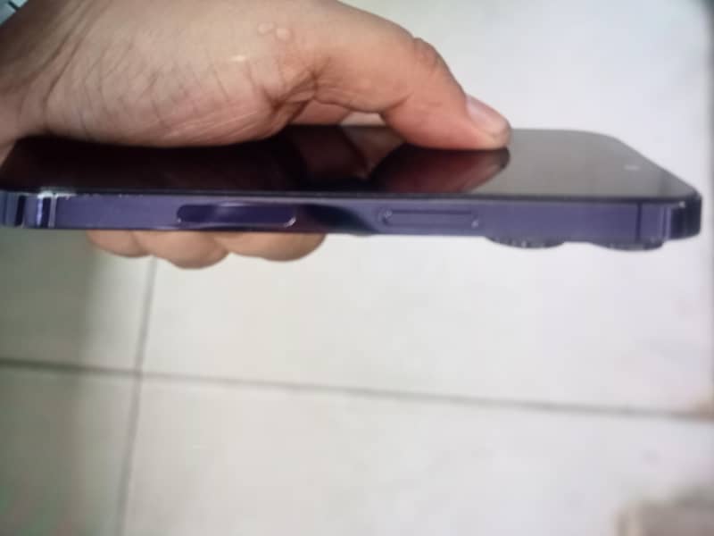 Apple iPhone 14 Pro 1