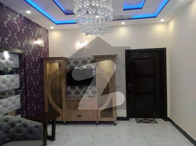 Vip 10 Marla Luxury Furnished House Available For Rent In Bahria Town Lahore