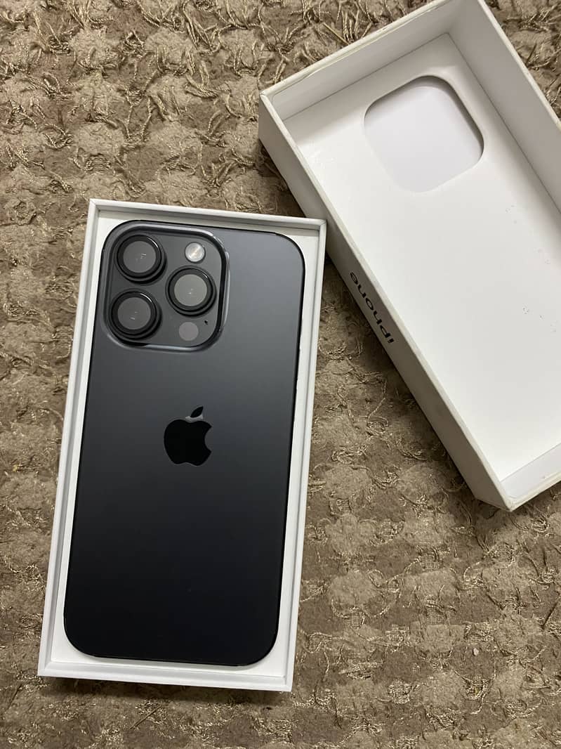 Apple iPhone 15 Pro 0
