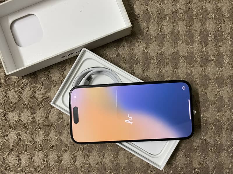 Apple iPhone 15 Pro 2