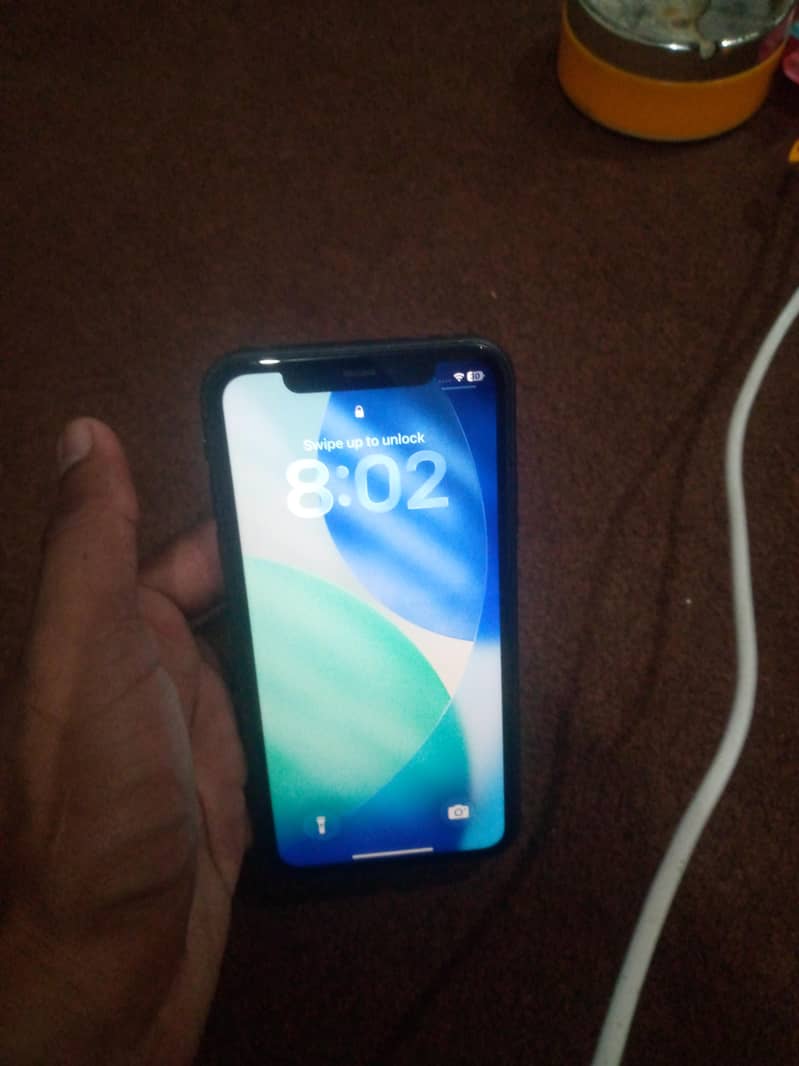 Apple iPhone 11 3