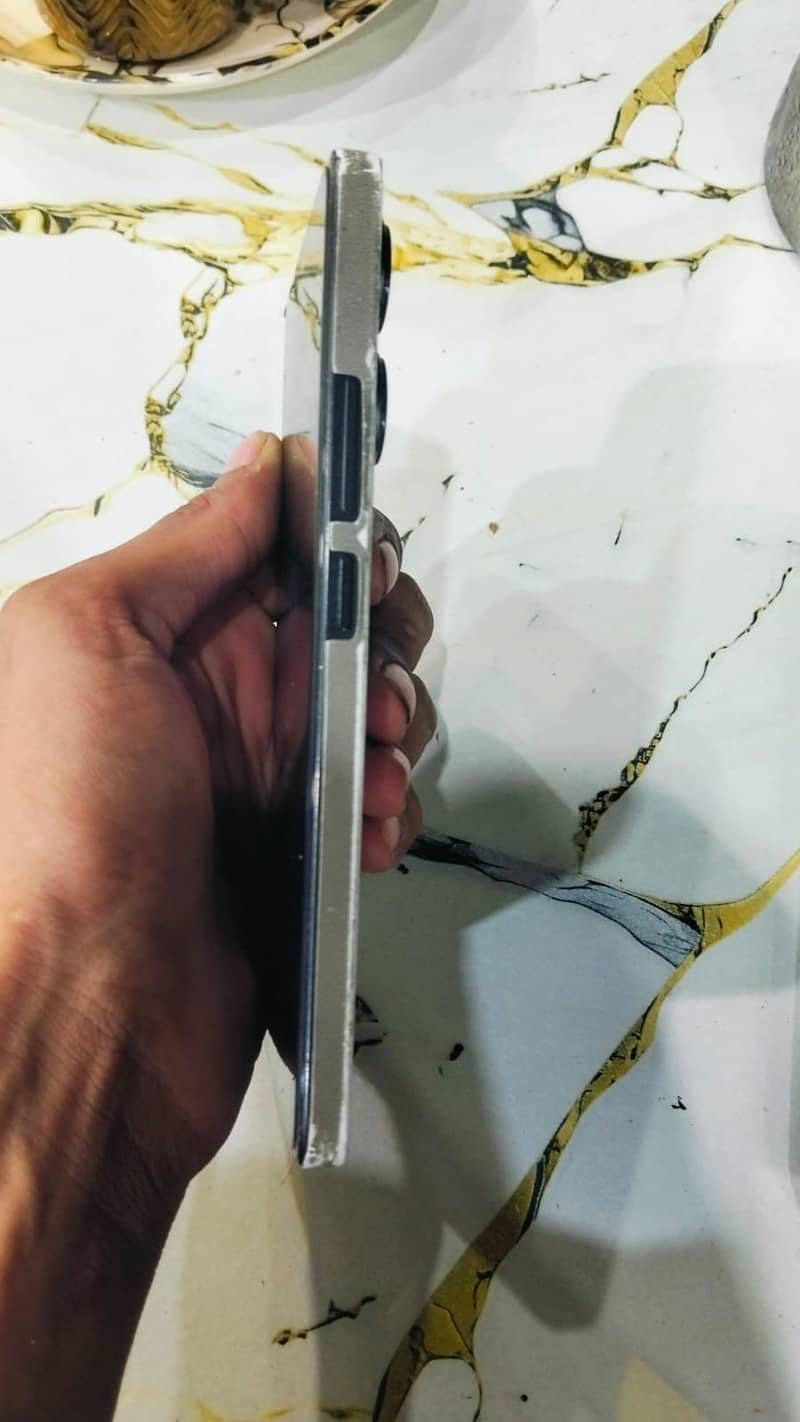 Xiaomi Redmi Note 13 1