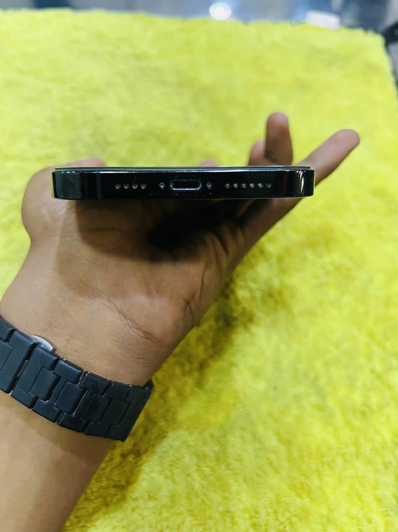 Iphone 14 Pro Max 4