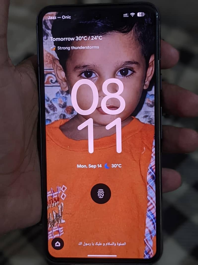 Google Pixel 8 5