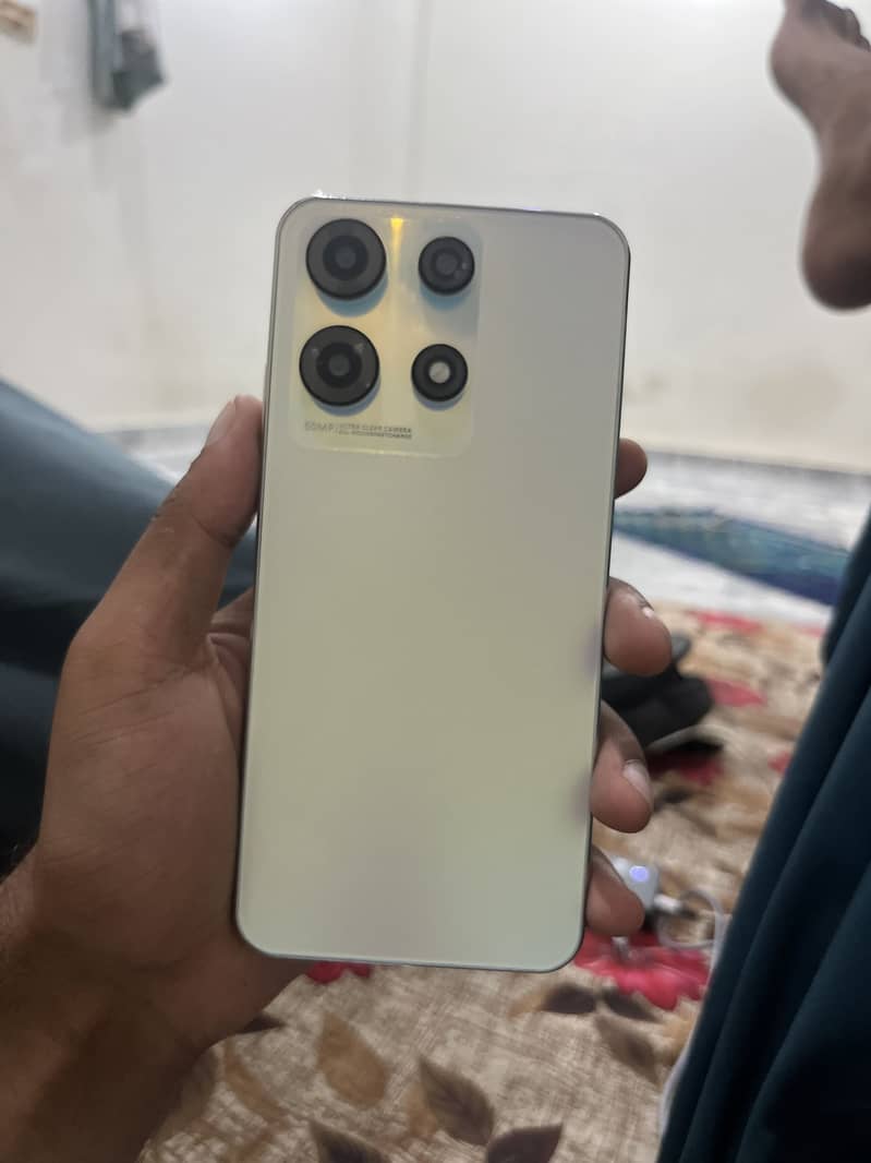 Infinix Note 30 4