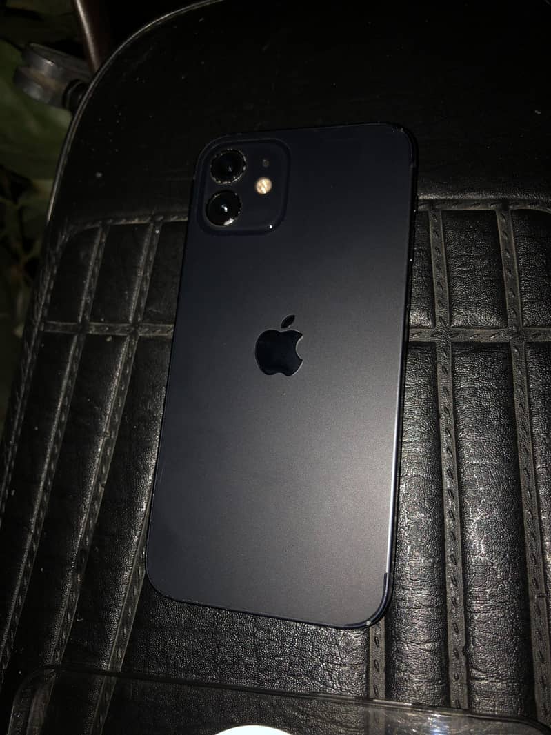 Apple iPhone 12 5